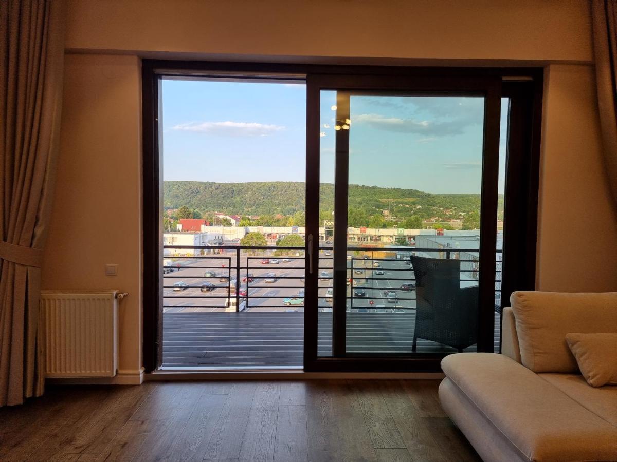 Apartament In Complex Rezidential Râmnicu Vâlcea Kültér fotó