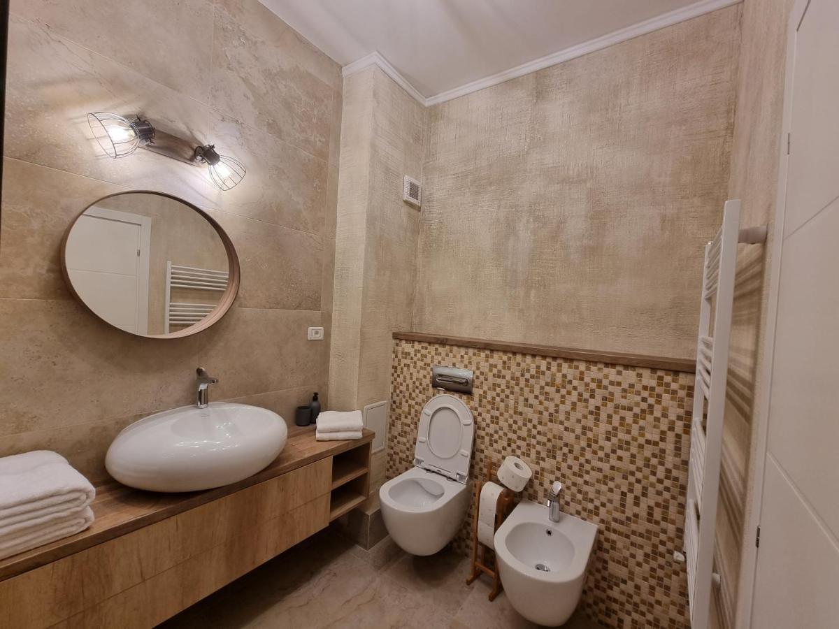 Apartament In Complex Rezidential Râmnicu Vâlcea Kültér fotó